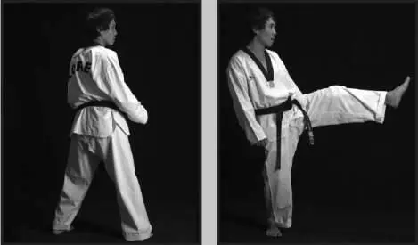 7418 Имитация прямого удара левой ногой при движении вперед в быстром темпе - фото 207