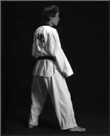 74114 Имитация бокового удара сбоку поочередно правой в нижний уровень - фото 220