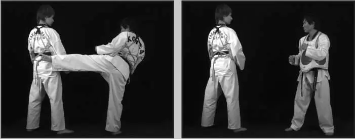 7422 Отработка комбинации боковой сбоку ближней боковой сбоку дальней - фото 227