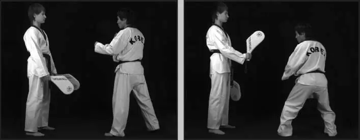 742100 Отработка комбинации скачок назад боковой сбоку дальней в паре с - фото 382