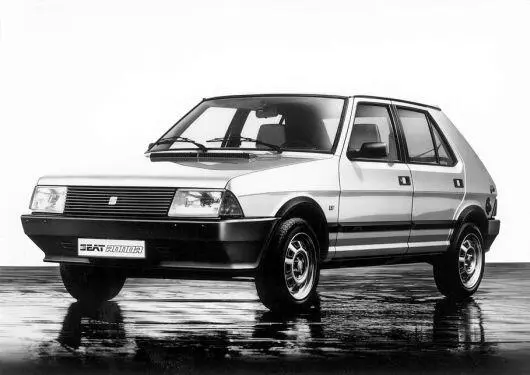 Прямые конкуренты в классе Seat Ronda и Seat Ibiza Двигатель последнего - фото 400