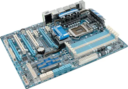 Мощные радиаторы обеспечивают эффективное охлаждение GIGABYTE GAEP55UD6 - фото 35