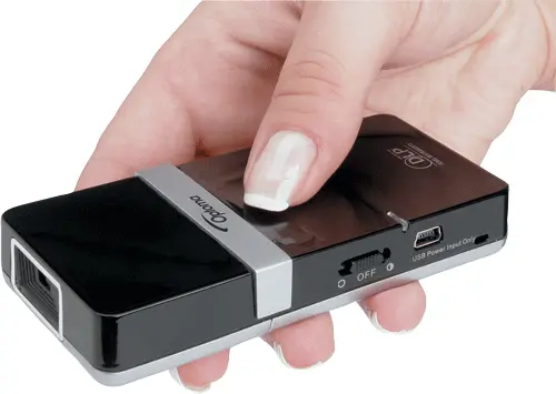 Проектор подключается к компьютеру с помощью порта USB Optoma Pico PK101 В - фото 89