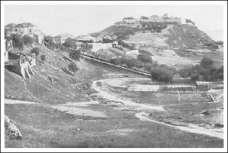 Луанда Лоанда куда в 1854 г прибыл Ливингстон Фотография Продолжая наш - фото 49
