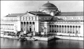 Всемирная выставка 1893 года в США К первой группе он отнес президента Э - фото 92