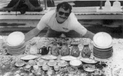 Билл Нэгл в 1991 году с крупной добычей из кают второго класса Андреа Дориа - фото 18