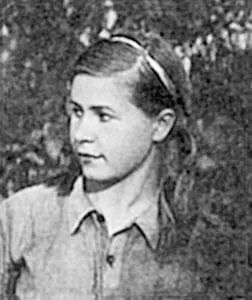 Инна Макарова моя мама На берегу Оби 1942 Владимир Степанович Макаров - фото 3
