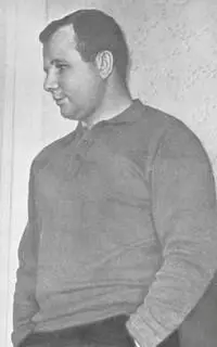 Юрий Алексеевич Гагарин Весна 1967 г На избирательном участке В день - фото 45