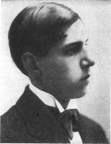 Н П СмирновСокольский 1917 год Долго искал жанр выступал в рванье в - фото 3