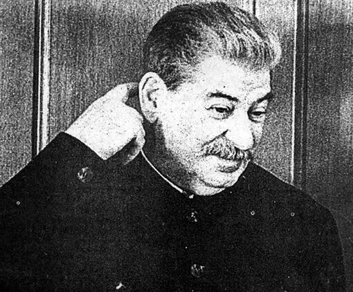 После прихода Гитлера к власти отношения с Германией резко изменились Немецкие - фото 6