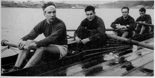 Четверка ЦДКА чемпионы Москвы по академической гребле 1950 года Овчинников - фото 10
