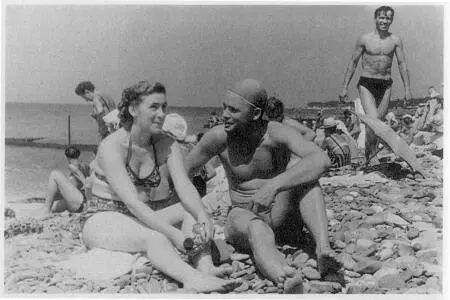 Знакомство с будущей женой Музой Турбаза Аше 1950 г Всеволод и Муза - фото 11