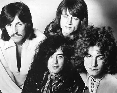 Led Zeppelin В числе первых собственно хардроковых альбомов необходимо назвать - фото 121