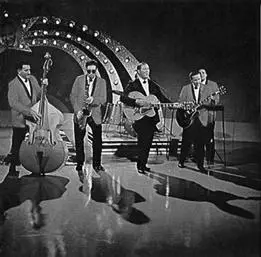 Билл Хэйли и его группа The Comets Считается что первыми музыкантами - фото 126