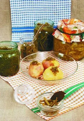 Консервированные приправы Ассорти из консервированных овощей Квашеные овощи - фото 12