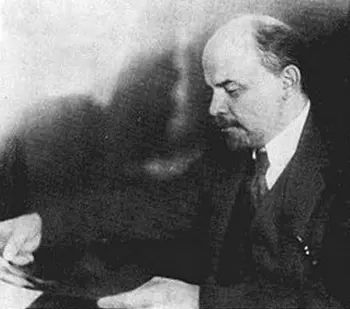 В И Ленин Октябрь 1917 года С А Чаплыгин на строительстве ЦАГИ - фото 28