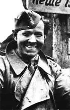 Солдат из дивизии СС Фрундсберг зимой 1945 года Положение было - фото 80