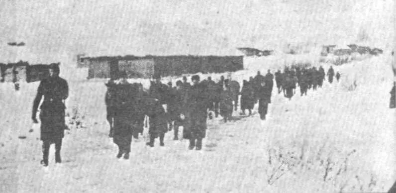 Отход немецких войск после сдерживающих боев на Кенигсбергскую линию в - фото 21