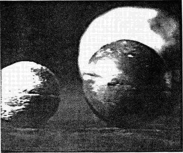 Металлические шары поднятые из шахты на юге Африки Посередине шары имеют три - фото 35