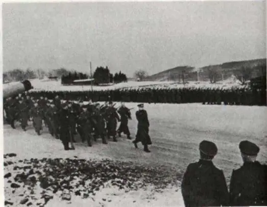 Мюнсинген 10го февраля 1945 г Командир и штаб 2го - фото 25