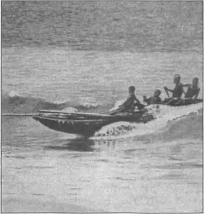 Западноафриканские рыбаки отваживаются уходить в море на большие расстояния В - фото 65