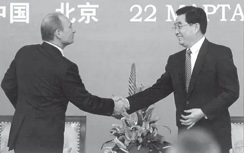 Президент России Владимир Путин и Председатель КНР Ху Цзиньтао открывают год - фото 786