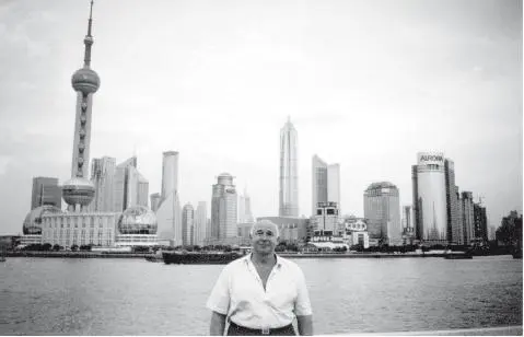 На набережной реки в Шанхае В этой связи почему бы не заглянуть в будущее и не - фото 788