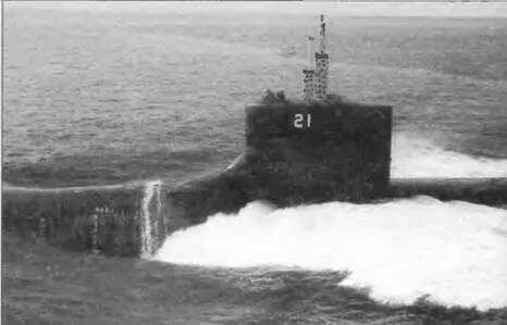 Сведения в таблице приведены по данным Janes Fighting Ships 19992000 - фото 78
