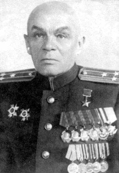 С А Ваупшасов Герой Советского Союза сотрудник НКВД СССР А М Рабцевич - фото 13