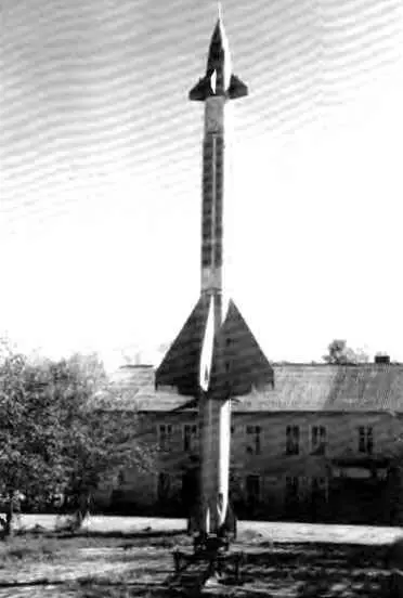 Ракета 207 в музее ПВО Московского ВО Летающая лодка Бе10 на заводской - фото 22