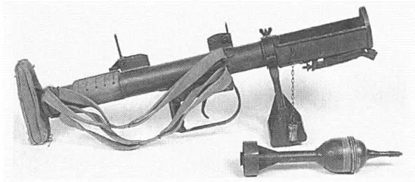 Британский гранатомет PIAT можно назвать одним из самых неудобных образцов - фото 5