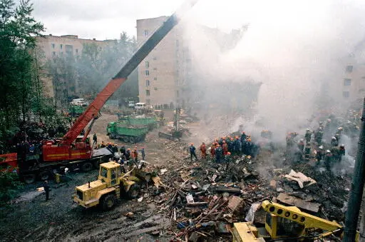 Взрывы домов в сентябре 1999 года 4 сентября в Буйнакске 8го в Москве на - фото 1