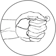 Сустав среднего пальца в кулаке Образуйте кулак выдвиньте вперед сустав - фото 11