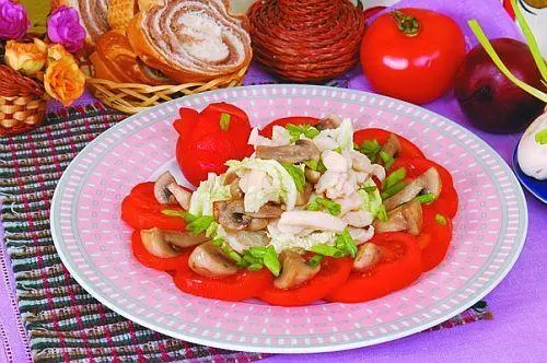 329 ккал 35 мин 2 порции Продукты 150 г отварного мяса курицы 150 г - фото 55