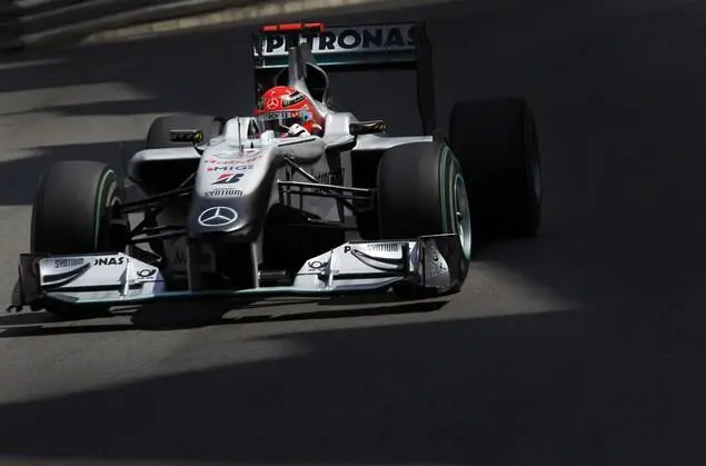 Но после того как Шумахер вновь заставил говорить о себе мнение его напарника - фото 10