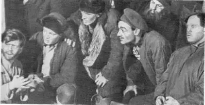 Сцена из спектакля Семен НД Гладков Товарищ Антона БВ Щукин Егор - фото 14