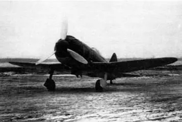 И185 М71 перед проведением испытаний в апреле 1941 г Поднявшись в небо - фото 207