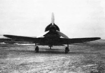 И185 М71 перед проведением испытаний в апреле 1941 г Поднявшись в небо - фото 208
