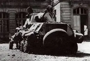 Внизу Подбитая SdKfz 2342 Пума Способная противостоять другим - фото 14