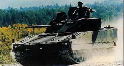 Двухместная вращающаяся на 360 башня БМП CV 9030 имеет электрический привод - фото 398