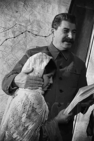 За короткое время Таджикская ССР достигла больших социальноэкономических - фото 5