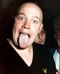 Buster Bloodvessel Когда он скакал по сцене в ботинках и джинсах и пел о - фото 17