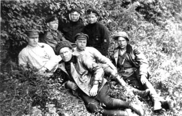 Командный состав бронечастей Туркестанского военного округа 19191920 гг На - фото 12