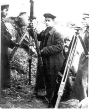 Командирартиллерист НРА ДВР 1922 г На рукаве соответствующий ромб с - фото 20