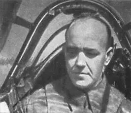 И И Шунейко Снимок в полете Самолет Ла5 1943 год Шунейко постучал в - фото 33
