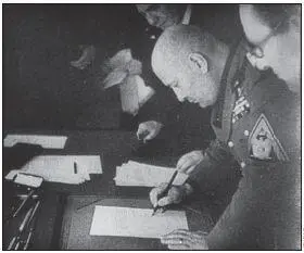 БМуссолини подписывает Мюнхенское соглашение 29 сентября 1938 года Кадр из - фото 25