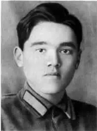 В 1925 году А С Яковлев работал мотористом Центрального аэродрома - фото 5