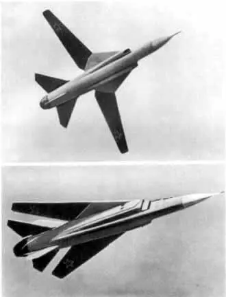 Реактивный самолет с изменяемой в полете геометрией крыла ЯК40 совершил - фото 56