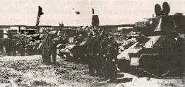Эсэсовские Т34 со своими экипажами Для формирования боевой группы Дас Райх - фото 116