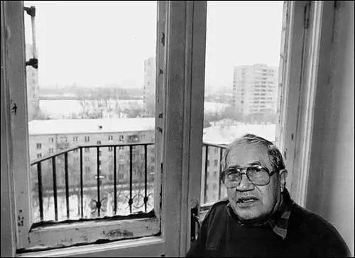 Георгий Владимов Сергей Довлатов в Америке С Леном Карпинским в Мюнхене 1989 - фото 24